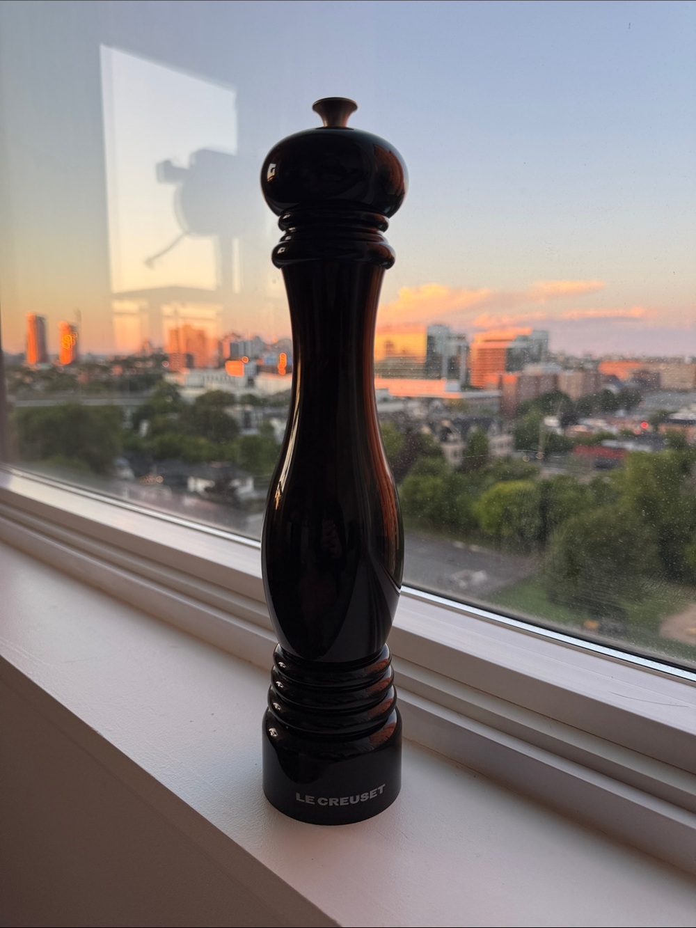 Le Creuset Black Gloss Pepper Mill